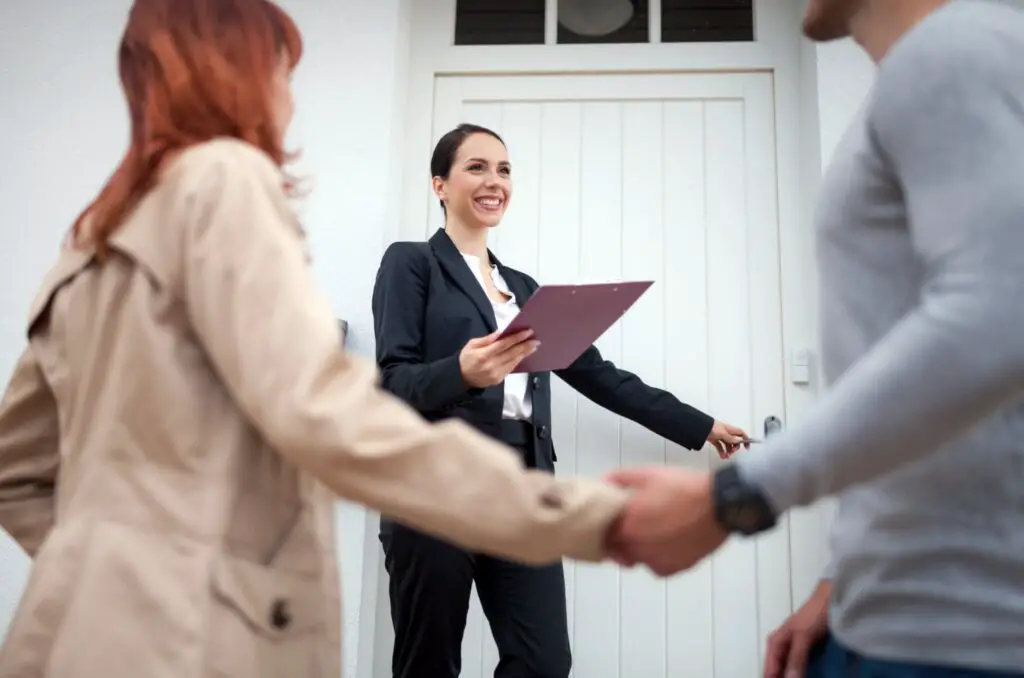 Tips On How To Say Thank You To Real Estate Agent